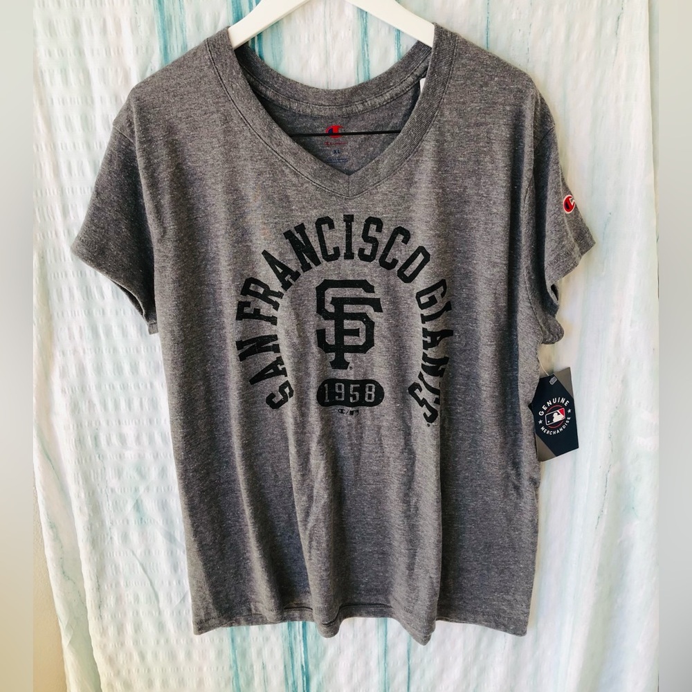 Champion Women's Gray San Francisco Giants V-Neck Tee